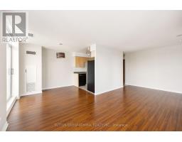 Primary Bedroom - Ph 18 3 Ellesmere Street, Richmond Hill, ON L4B4N2 Photo 4