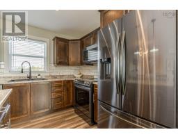 Bedroom - 39 Ridge Avenue, Stewiacke, NS B0N2J0 Photo 5