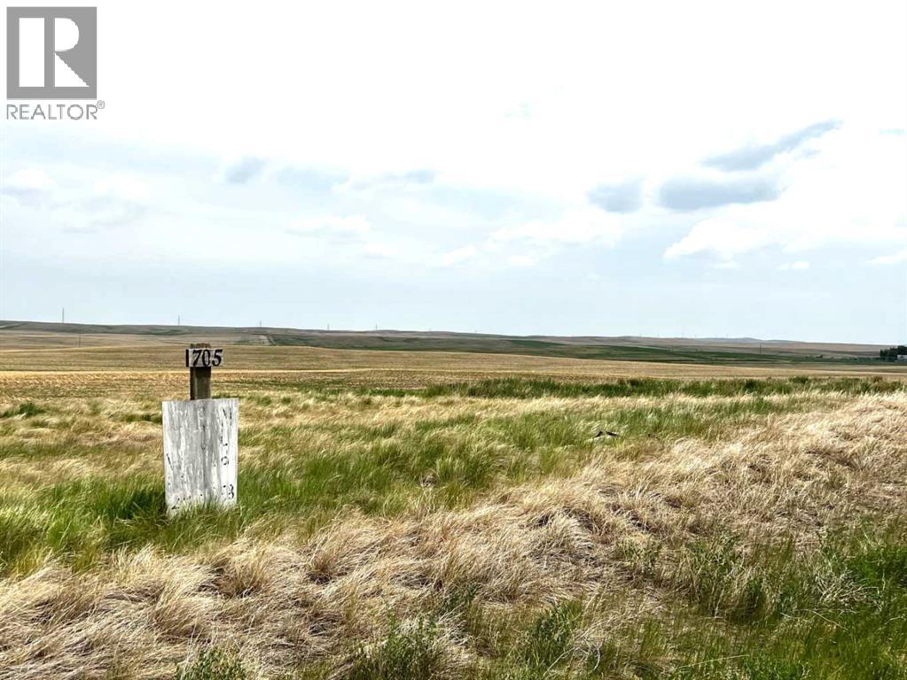 705 Railway Avenue S