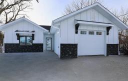 Primary Bedroom - 3 12 Road N, Roseau River, MB R0A1P0 Photo 4