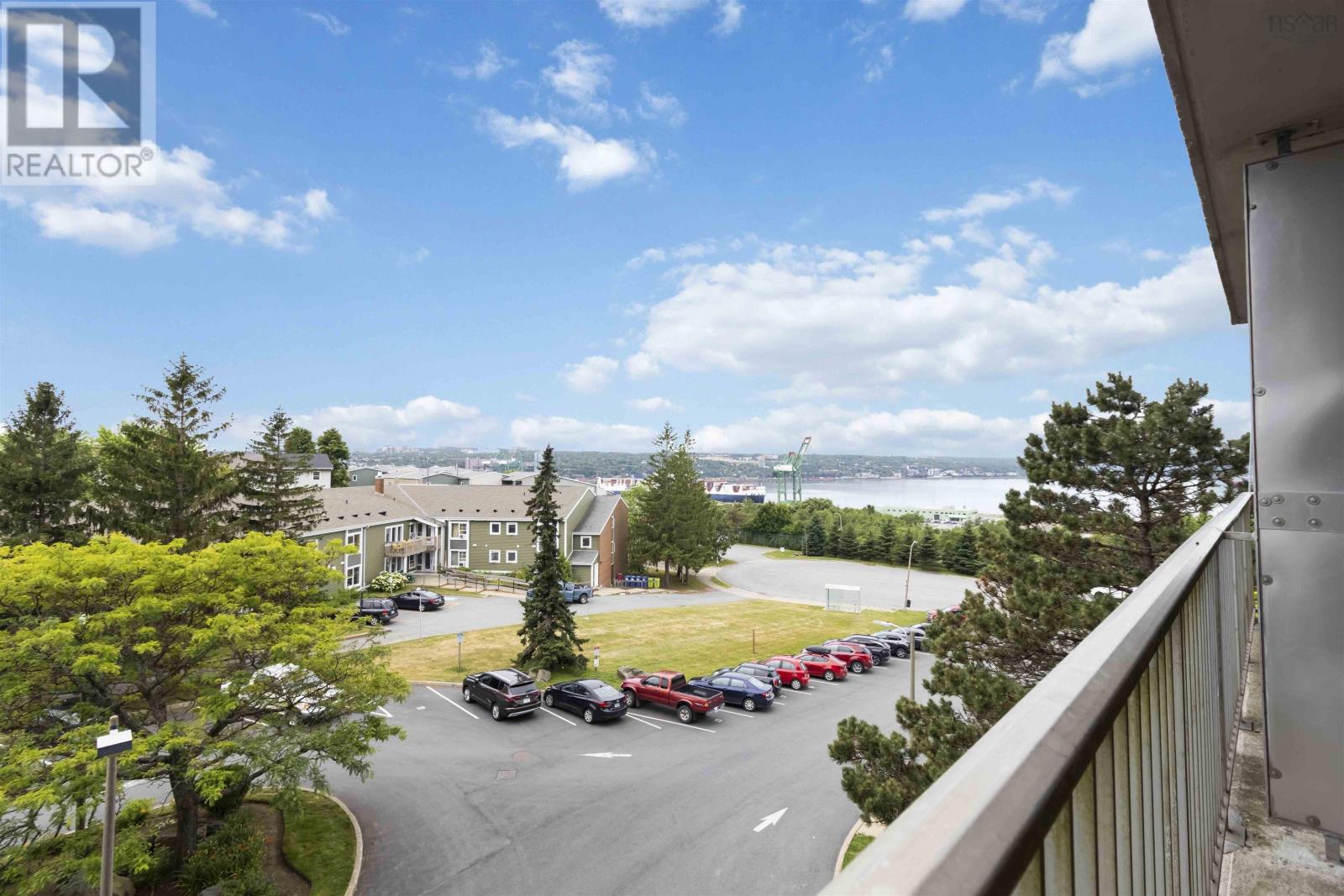 406 5572 Northridge Road