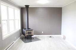 Primary Bedroom - 104 Denis Street, Woodridge, MB R0A2N0 Photo 3