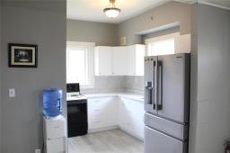 104 Denis Street, Woodridge, MB R0A2N0 Photo 5