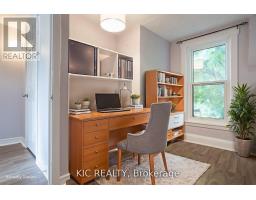 Kitchen - 112 5 Olive Avenue, Oshawa, ON L1H2P2 Photo 2