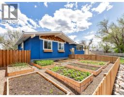 Dining room - 436 3 Street W, Empress, AB T0J1E0 Photo 3
