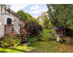 Living room - 15 Lovejoy Street, Tay, ON L0K2A0 Photo 2