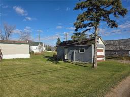 Eat in kitchen - 104 Melrose Street, Rathwell, MB R0G1S0 Photo 2