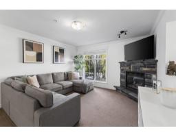 Living room - 15 46832 Hudson Road Promontory, Chilliwack, BC V2R0L9 Photo 2