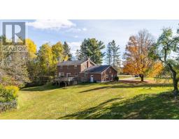 Bedroom - 96 520 Highway W, Armour, ON P0C1A0 Photo 5