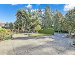 13721 Marine Drive, Surrey, BC V4B1A3 Photo 2