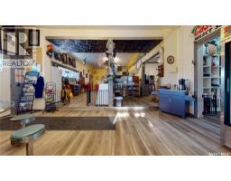 929 Railway Avenue, Burstall, SK S0N0H0 Photo 4