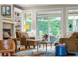 Primary Bedroom - 1861 Queens Ave, Comox, BC V9M2B8 Photo 3