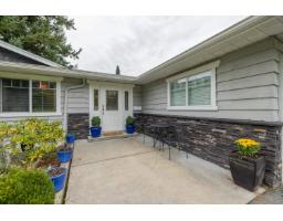 20717 Grade Crescent, Langley, BC V3A4K2 Photo 3