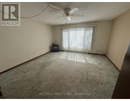 Kitchen - 2 Watergate Drive, Ashfieldcolbornewawanosh, ON N7A3Y3 Photo 3