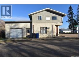 200 206 Railway Avenue, Codette, SK S0E0P0 Photo 2