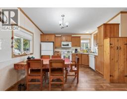3pc Ensuite bath - 436 Hydro Road, Clearwater, BC V0E1N1 Photo 4