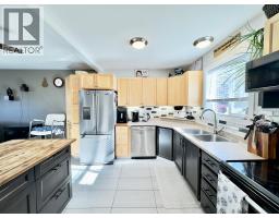 Bedroom - 3004 South Main Street Unit 110, Penticton, BC V2A5J6 Photo 2