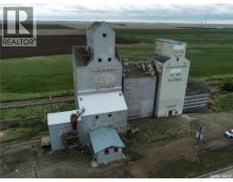 206 Railway Avenue E, Eatonia, SK S0L0Y0 Photo 5