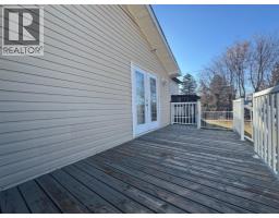 Kitchen - 4953 49 Street, Sedgewick, AB T0B4C0 Photo 3