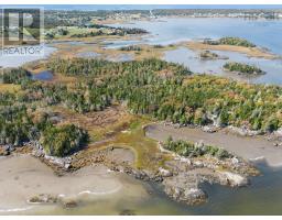 Lot Grande Ile, Lower West Pubnico, NS B0W2C0 Photo 5