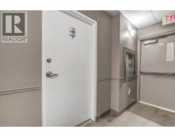 4pc Bathroom - 12 St Andrew Street Unit 105, Port Dover, ON N0A1N1 Photo 4