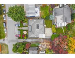 1170 Dolphin Street, White Rock, BC V4B4G8 Photo 3