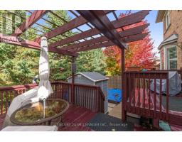Dining room - 23 Upper Highlands Drive, Brampton, ON L6Z4W1 Photo 2