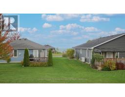 Dining room - 17 Huron Heights Drive, Ashfieldcolbornewawanosh, ON N7A0B1 Photo 3