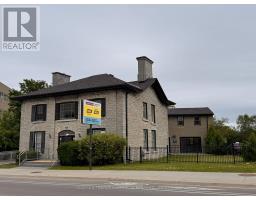 826 Princess Street, Kingston, ON K7L1G3 Photo 2