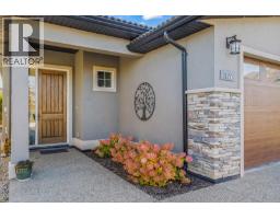 3pc Bathroom - 1827 Viewpoint Drive, West Kelowna, BC V1Z4E1 Photo 3