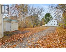 Bedroom - 17 Queen Street, Minto, NB E4B3P2 Photo 3