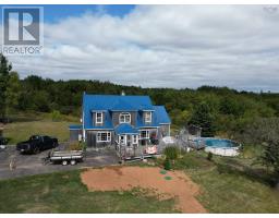 Sunroom - 4857 Highway 2, Little Bass River, NS B0M1B0 Photo 2
