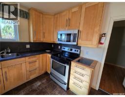 Bedroom - 446 2nd Avenue Nw, Swift Current, SK S9H0P7 Photo 3