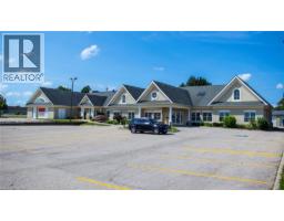 617 King Street N, Waterloo, ON N2V2N3 Photo 3