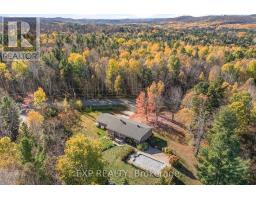Kitchen - 91 Hillcrest Avenue, Killaloe Hagarty And Richards, ON K0J2N0 Photo 3