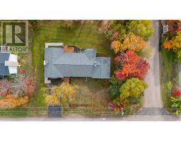 Eat in kitchen - 24 Oak Drive, Charlottetown, PE C1A6T5 Photo 2