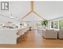 Kitchen - 238 Bennett Street W, Goderich, ON N7A1X9 Photo 4