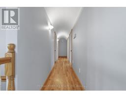 Bedroom 2 - 1778 Forest Lea Road, Laurentian Valley, ON K8A6W6 Photo 3