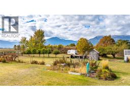Bedroom - 1015 Winlaw Road, Creston, BC V0B2N1 Photo 4