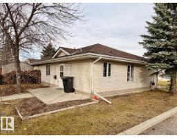 Den - 4 4548 Madsen Av, Drayton Valley, AB T7A1N8 Photo 3