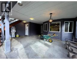 Bathroom - 3264 Island Hwy S, Campbell River, BC V9W1C9 Photo 3