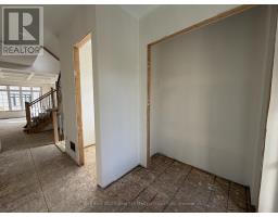 95 Calypso Avenue, Springwater, ON L0L1Y3 Photo 3