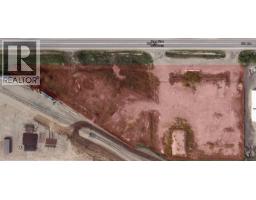 7405 100 Avenue, Fort St John, BC V1J5T8 Photo 2