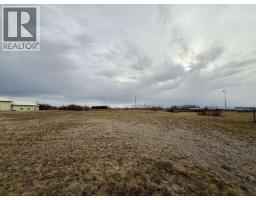 7405 100 Avenue, Fort St John, BC V1J5T8 Photo 4