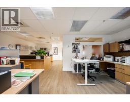 2458 Haywood Avenue, West Vancouver, BC V7V1Y1 Photo 5