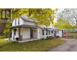 Living room - 3653 Dominion Road, Fort Erie, ON L0S1N0 Photo 2
