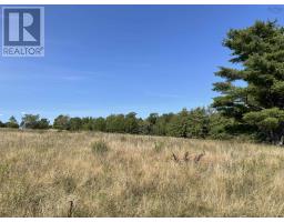 Bath (# pieces 1-6) - 1017 Feeners Corner Road, Upper Northfield, NS B4V5A6 Photo 5