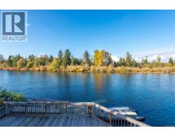 Bedroom - 1631 20th Ave, Campbell River, BC V9W4N1 Photo 3