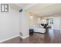 Primary Bedroom - 807 7440 Bathurst Street, Vaughan, ON L4J7K8 Photo 4