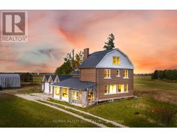 Kitchen - 764059 240 Side Road, Melancthon, ON L9V2P4 Photo 3